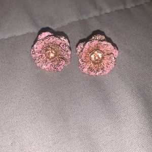 Pink Floral Stud Earrings – Elegant & Feminine
